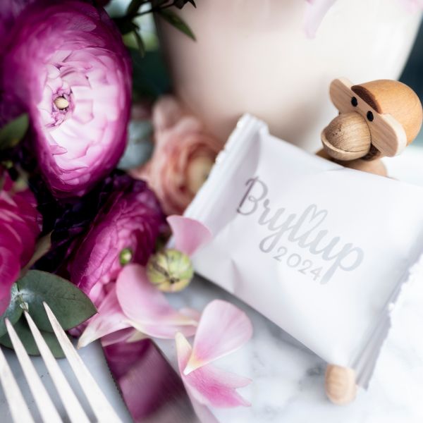 Elegante Bryllupsposer med Sølvtryk inkl. bolcher – unik bordpynt