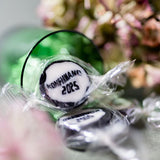 Individually wrapped Konfirmand candies in black - nice unique table decoration